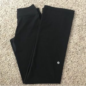 Lululemon yoga pants